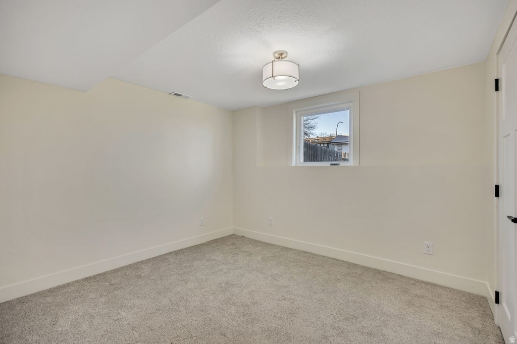 1014 E BEVERLY Bountiful, UT 84010