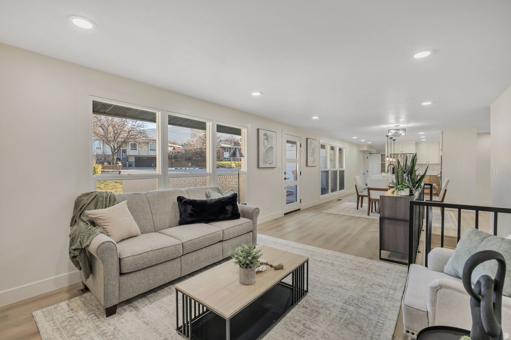 1014 E BEVERLY Bountiful, UT 84010