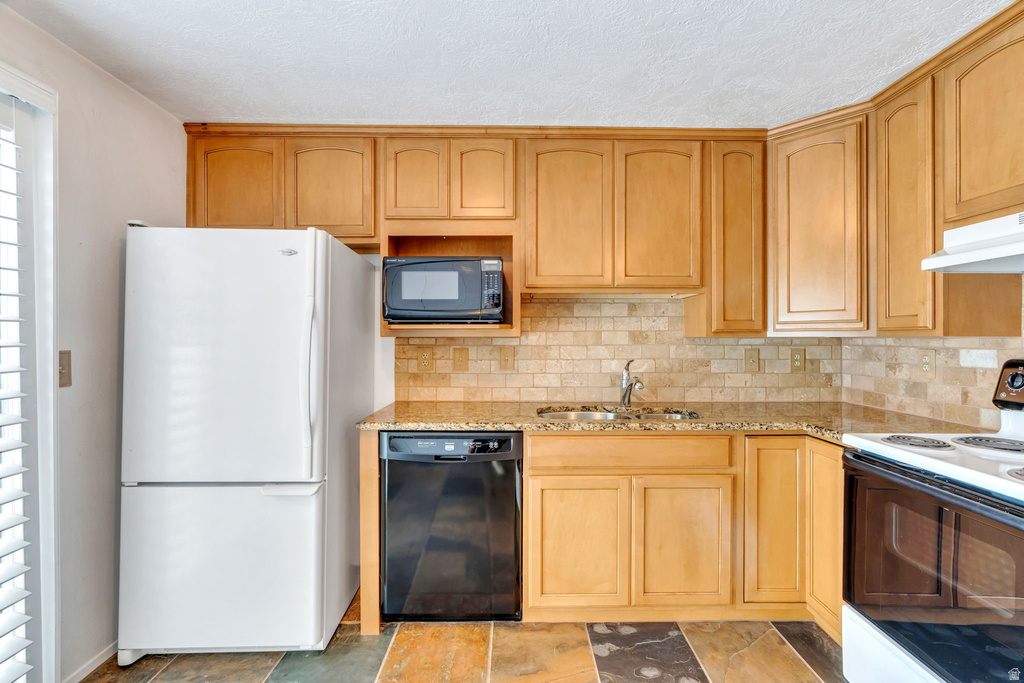 4259 S DUMNMORE Taylorsville, UT 84123