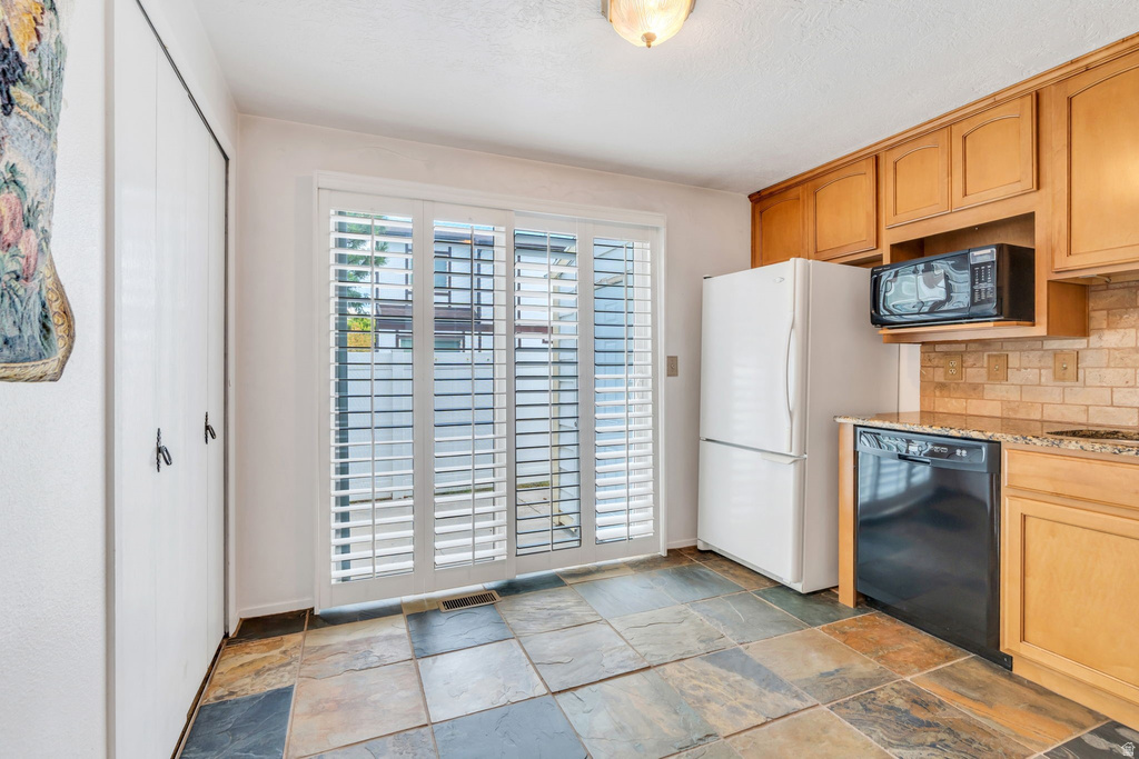 4259 S DUMNMORE Taylorsville, UT 84123