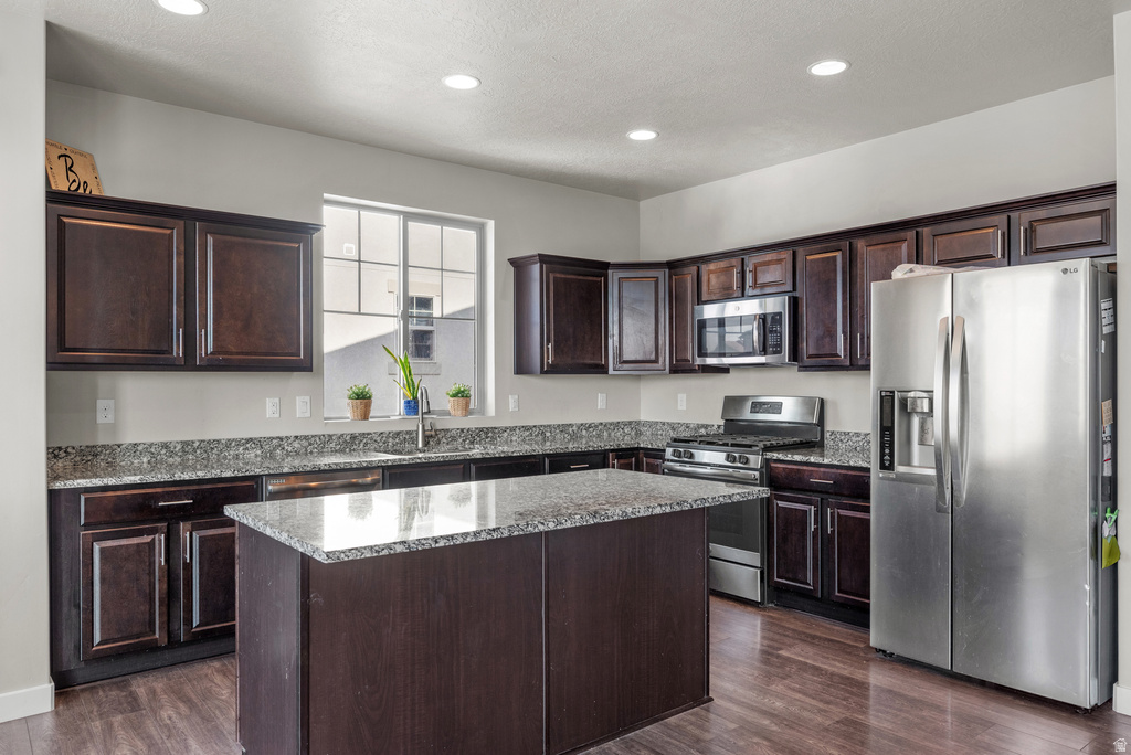 347 N MAPLE SHADE LN Lindon, UT 84042