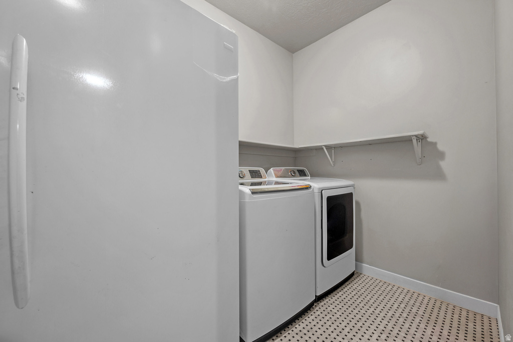 347 N MAPLE SHADE LN Lindon, UT 84042