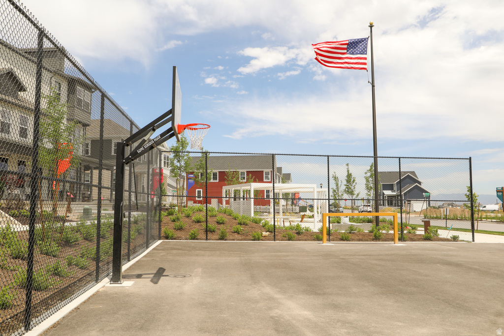 5232 W BLACK TWIG DR #204 South Jordan, UT 84009