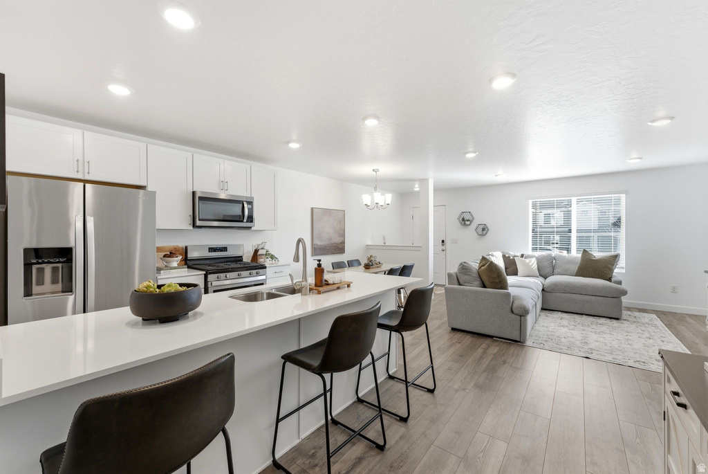 4005 W COOL SPRING AVE Lehi, UT 84048