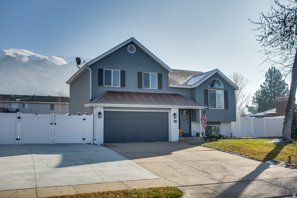 2202 N 2300 E Layton, UT 84040