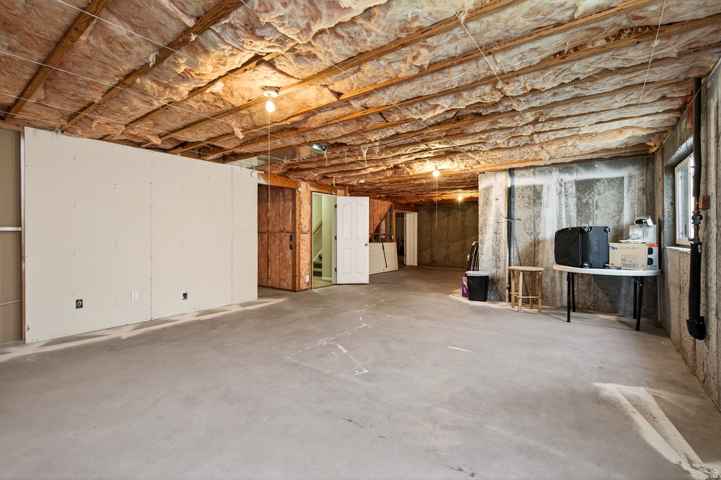 1194 N 690 E Tooele, UT 84074