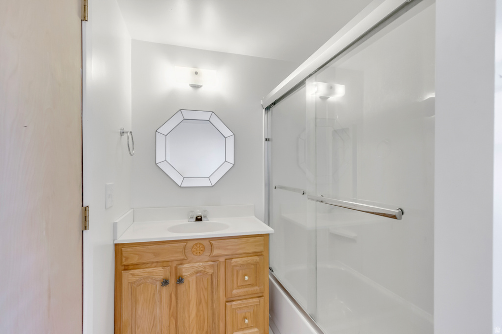 1612 E CANYON DR South Weber, UT 84405