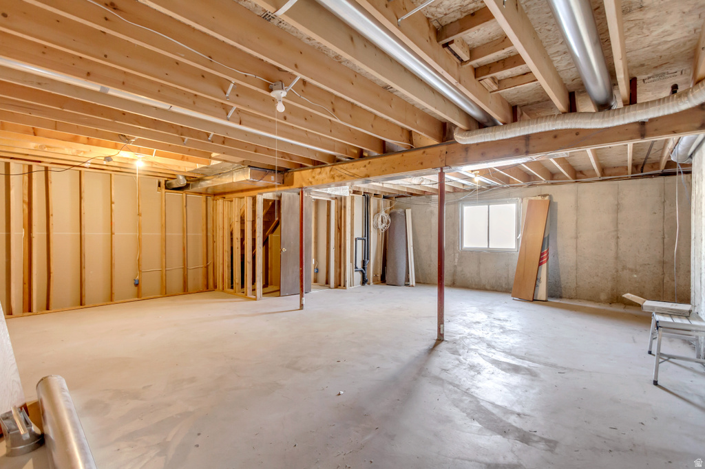 1612 E CANYON DR South Weber, UT 84405