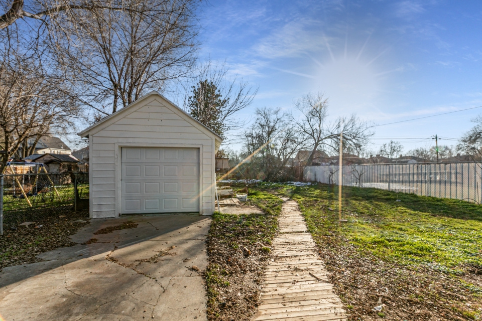 247 S FRANKLIN Ogden, UT 84401