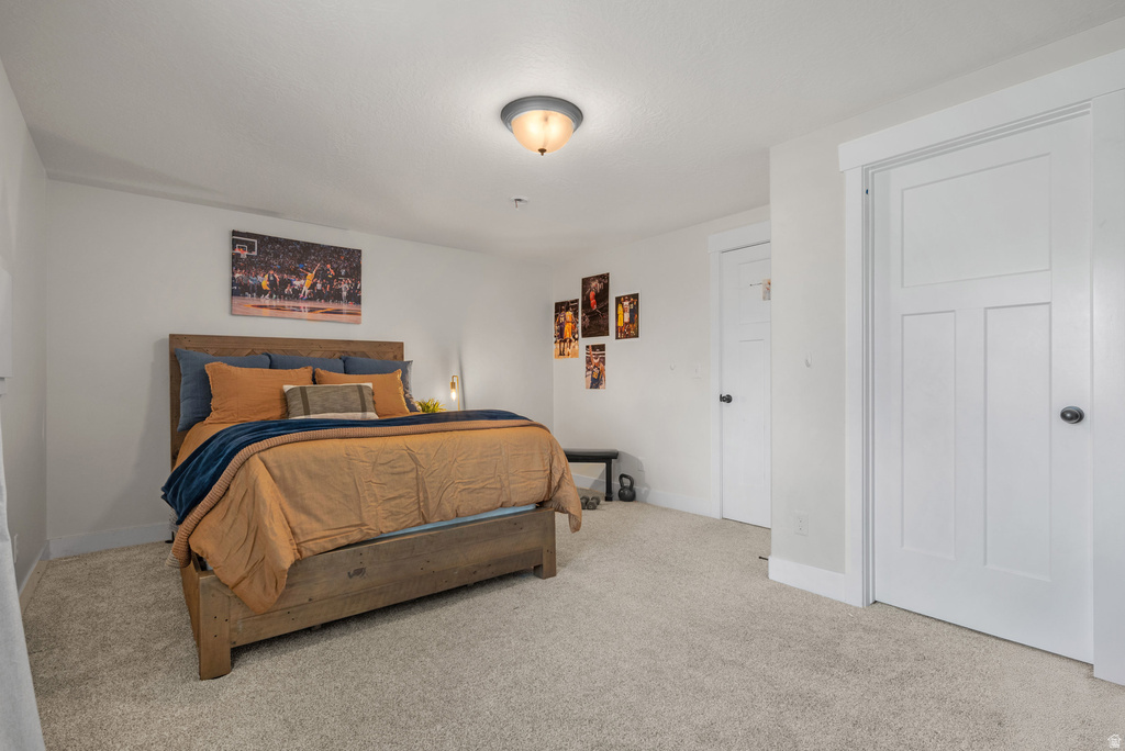 1043 S 900 E Salem, UT 84653