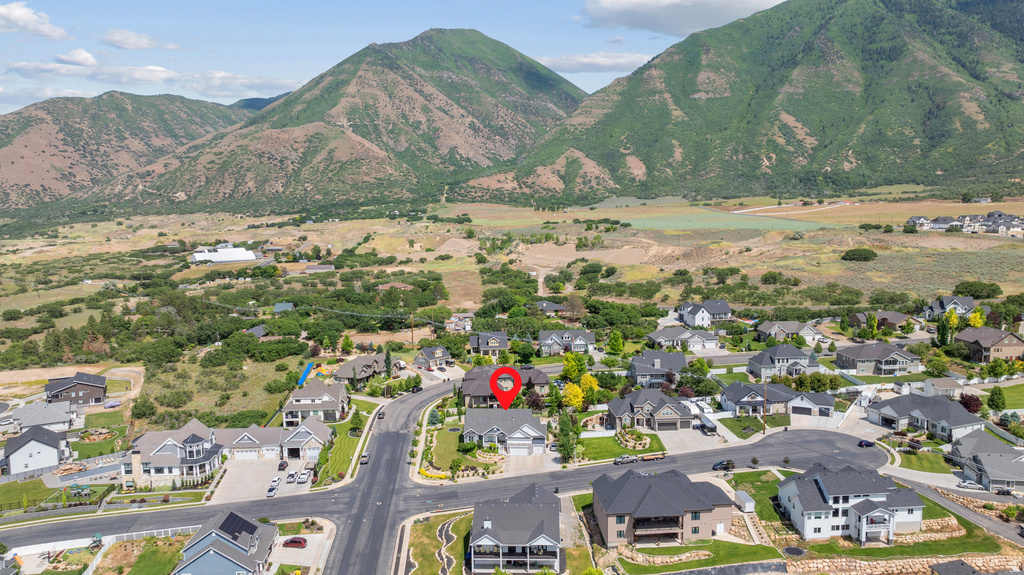 1043 S 900 E Salem, UT 84653