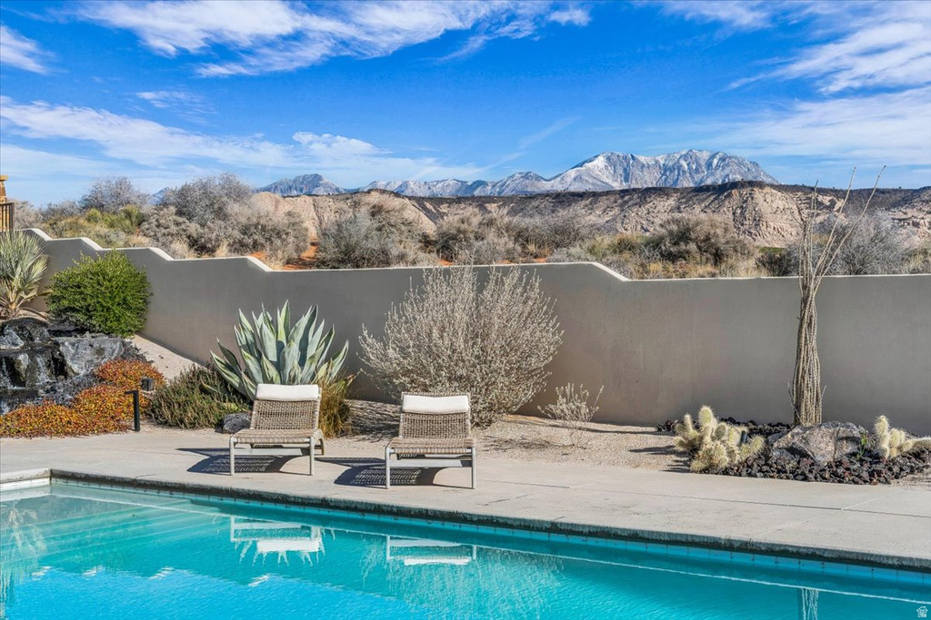 5032 N SILVER CLOUD St George, UT 84770