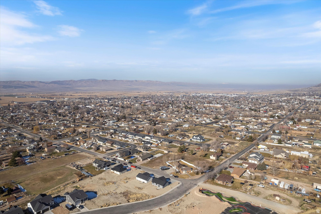 594 E 400 S Nephi, UT 84648