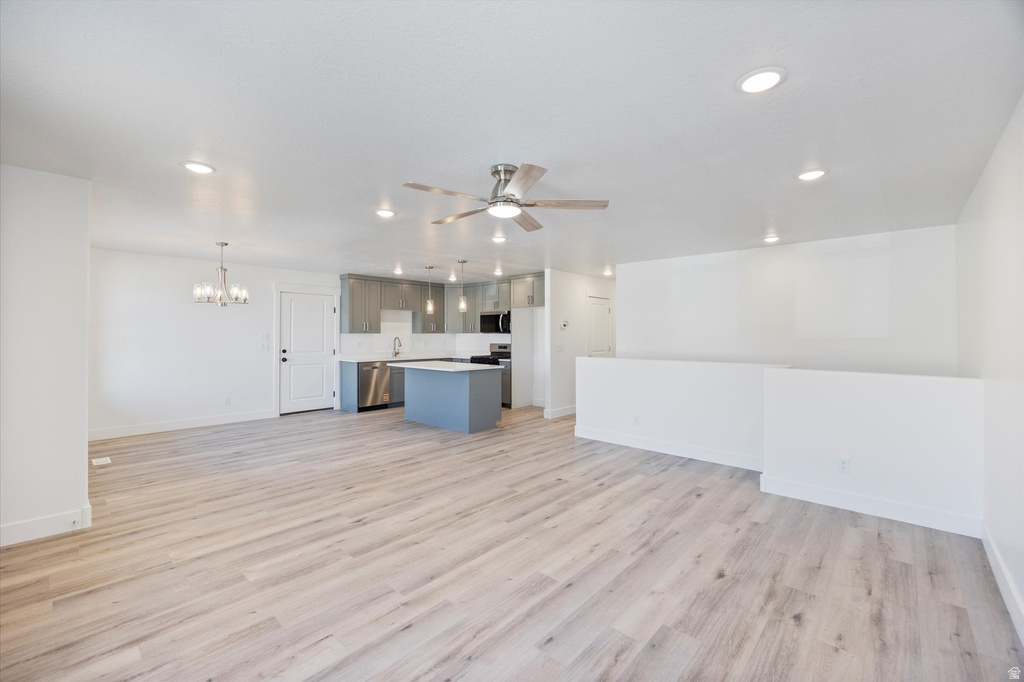 594 E 400 S Nephi, UT 84648