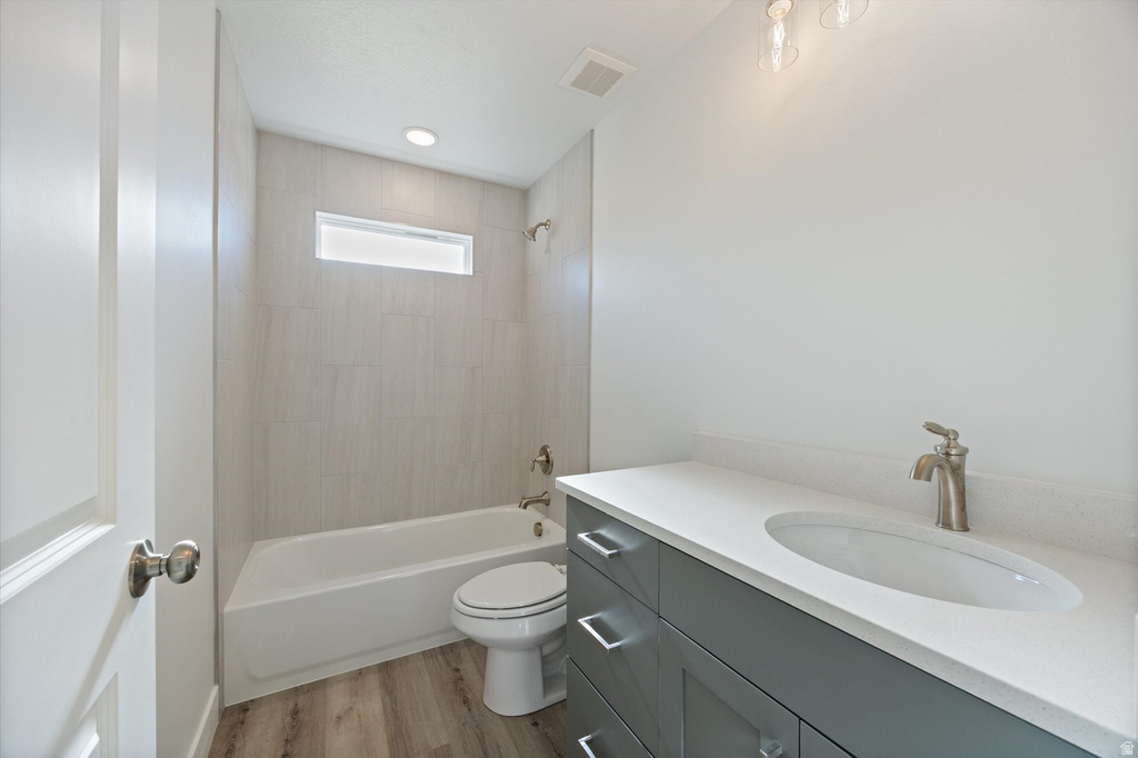 594 E 400 S Nephi, UT 84648