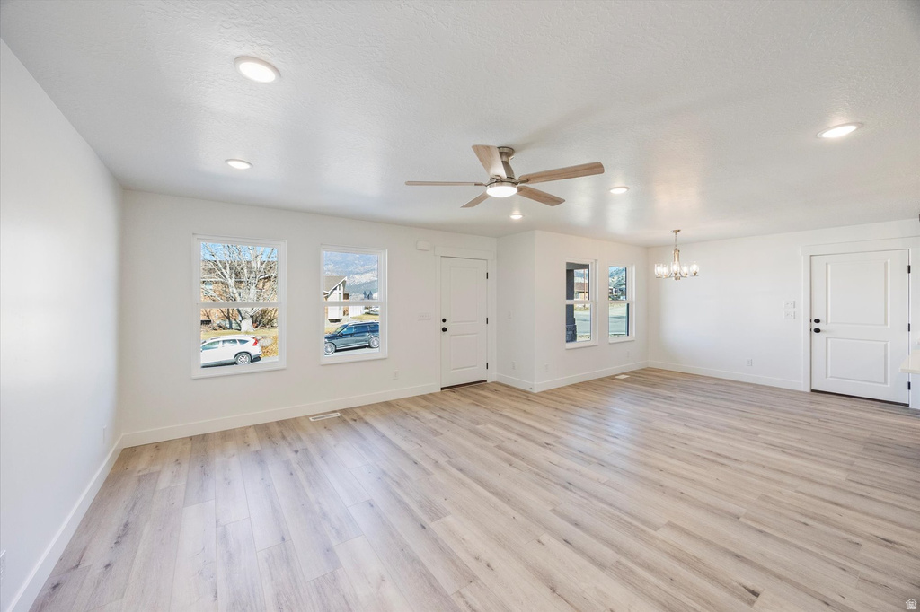 594 E 400 S Nephi, UT 84648