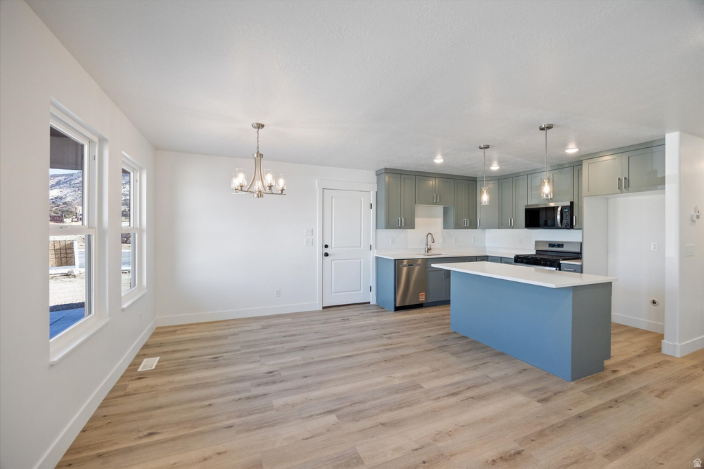 594 E 400 S Nephi, UT 84648