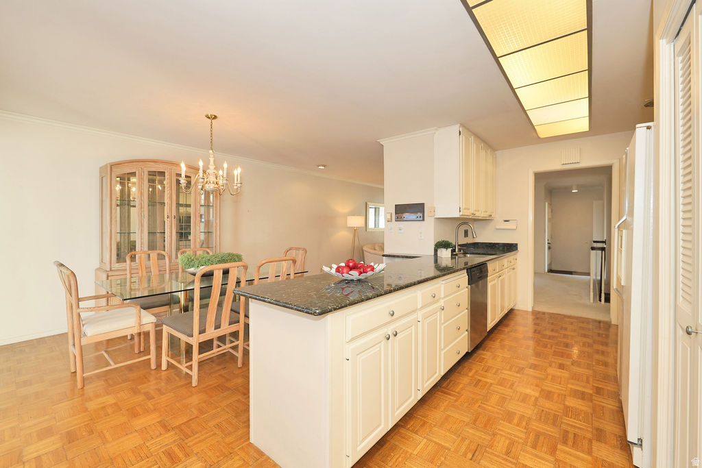 4145 S 635 E Murray, UT 84107