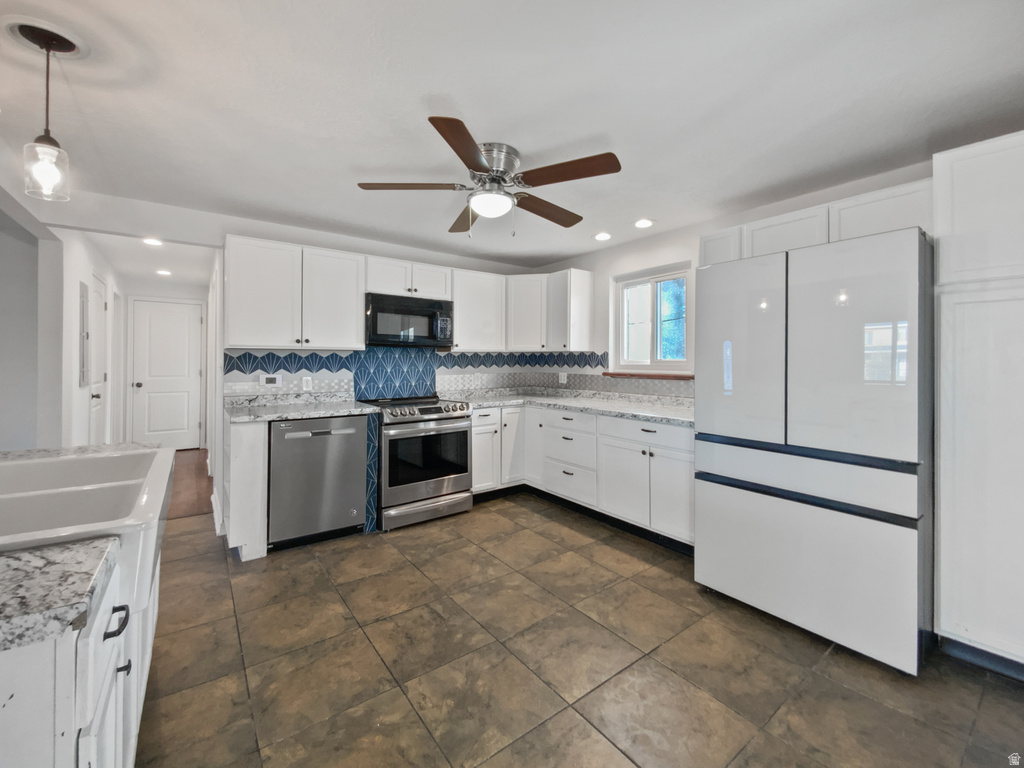 880 E CASA NEGRA AVE Midvale, UT 84047