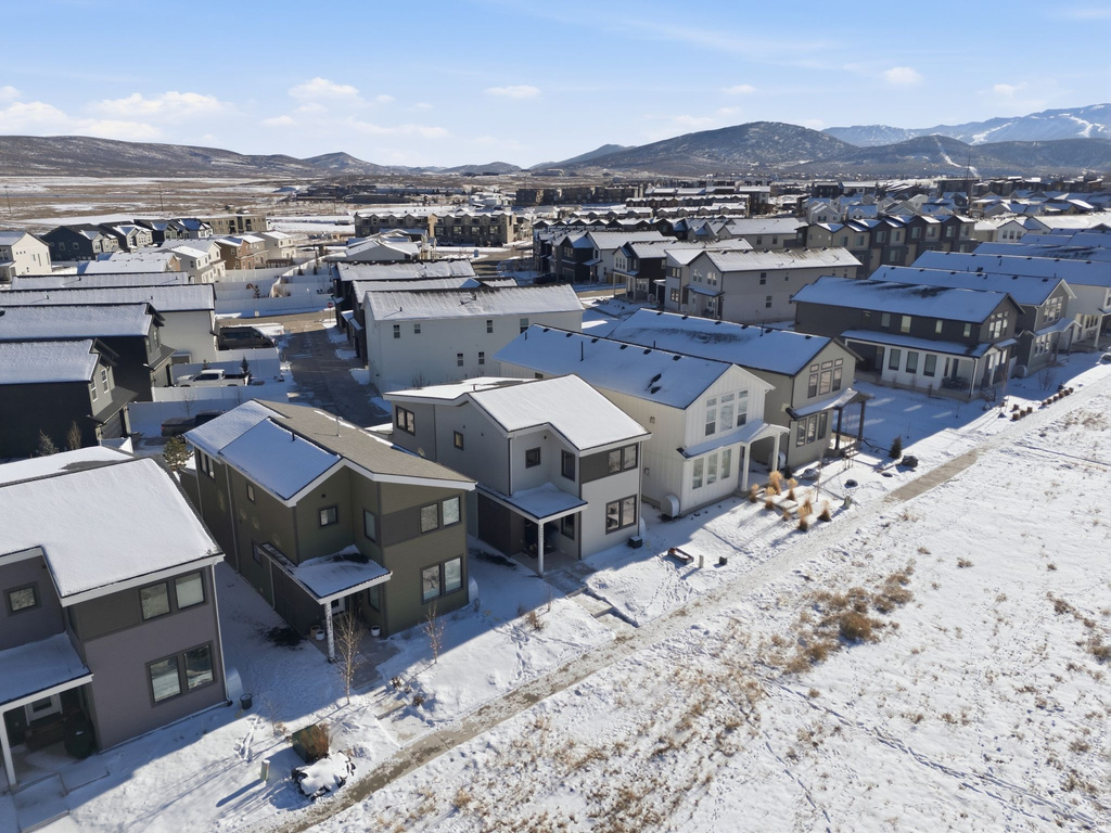 6943 WOODS ROSE DR Park City, UT 84098