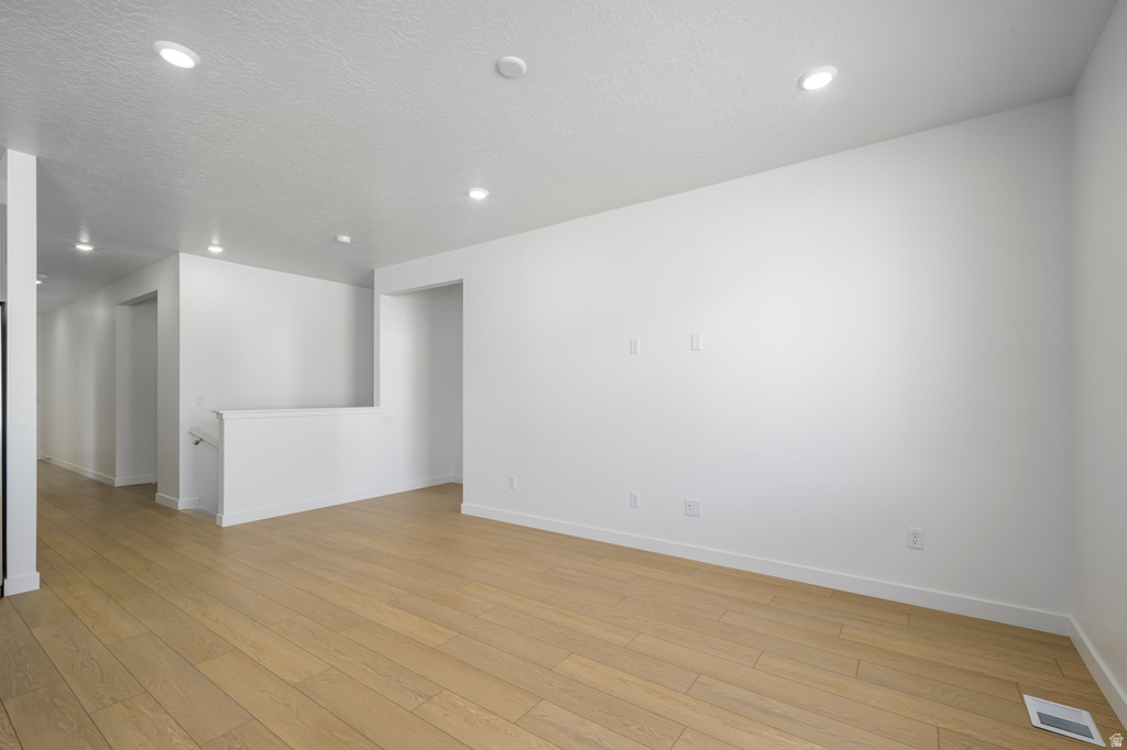 2035 E SWALLOW DR #4066 Eagle Mountain, UT 84005