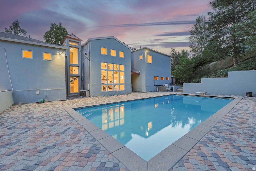 2093 S LAKELINE DR Salt Lake City, UT 84109