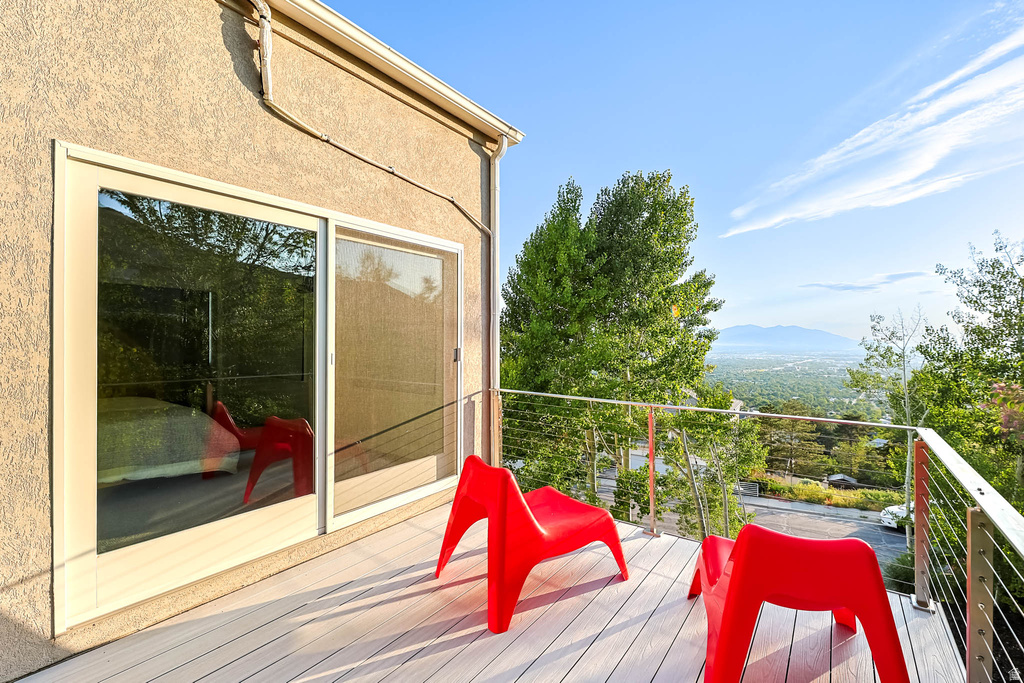 2093 S LAKELINE DR Salt Lake City, UT 84109