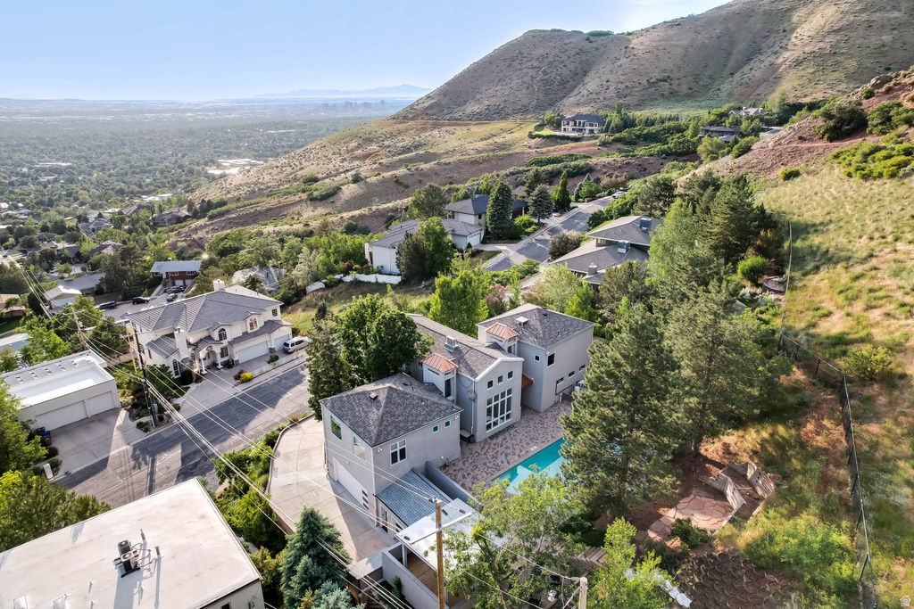 2093 S LAKELINE DR Salt Lake City, UT 84109