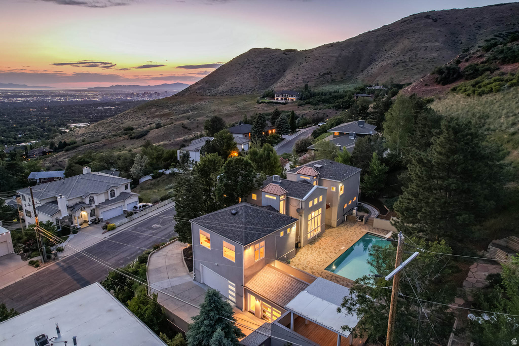 2093 S LAKELINE DR Salt Lake City, UT 84109