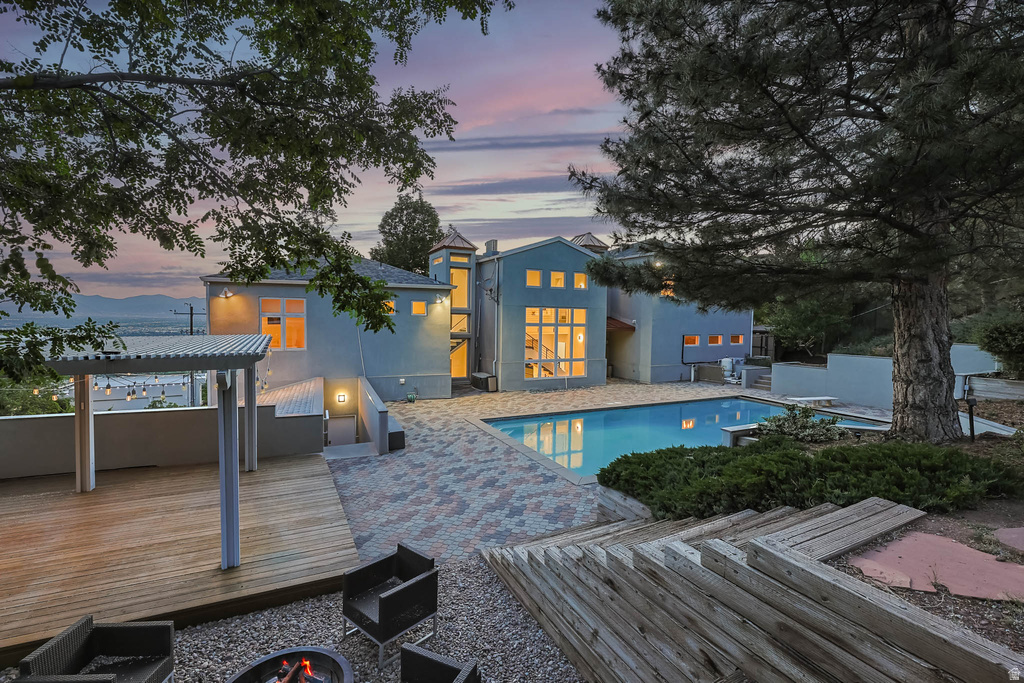 2093 S LAKELINE DR Salt Lake City, UT 84109