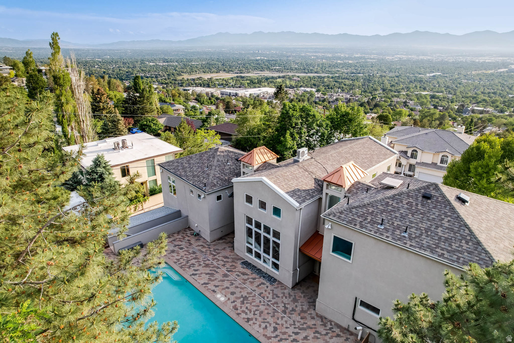 2093 S LAKELINE DR Salt Lake City, UT 84109