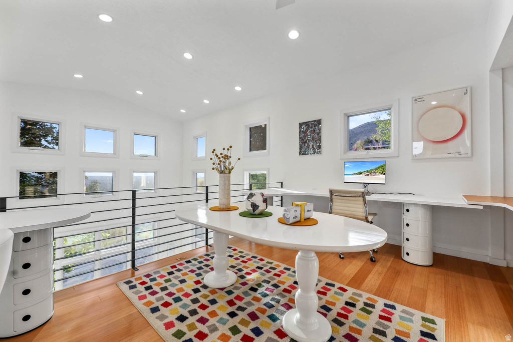 2093 S LAKELINE DR Salt Lake City, UT 84109