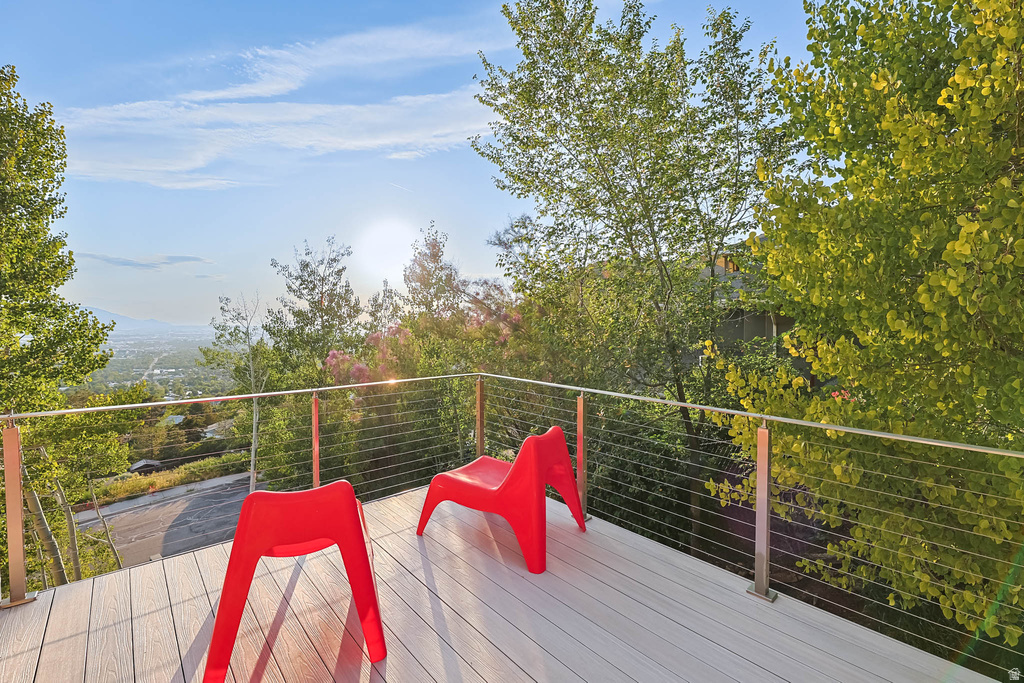 2093 S LAKELINE DR Salt Lake City, UT 84109