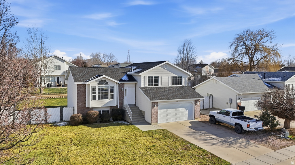 1932 N 810 W Clinton, UT 84015