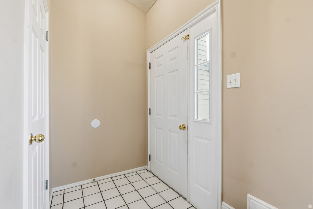 1932 N 810 W Clinton, UT 84015