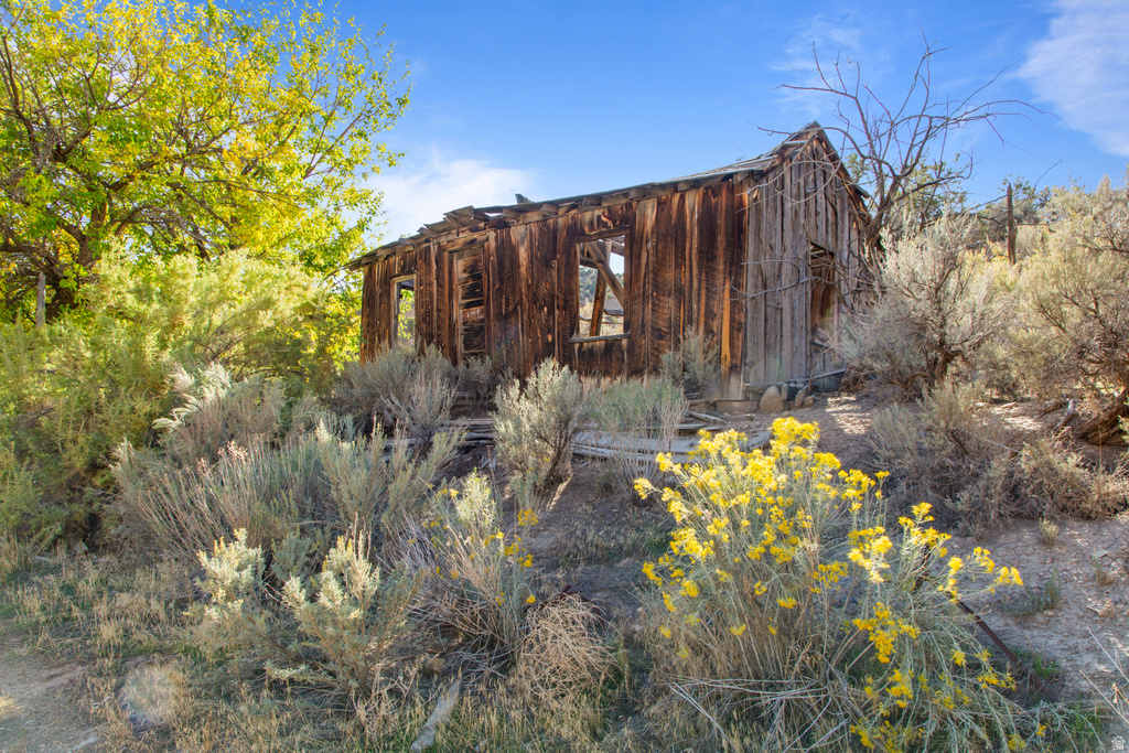 3135 N THOMPSON CYN RD Thompson, UT 84540