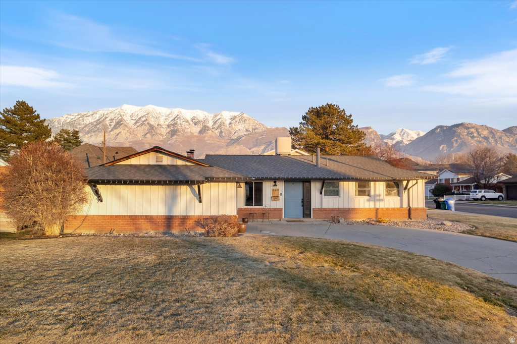 489 S 900 ST Orem, UT 84097