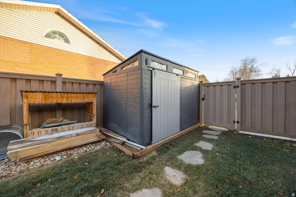 489 S 900 ST Orem, UT 84097