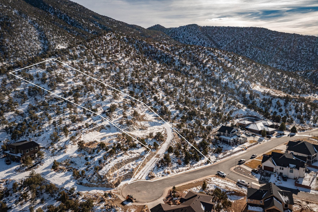 1960 N MAHOGANY CIR Cedar City, UT 84721