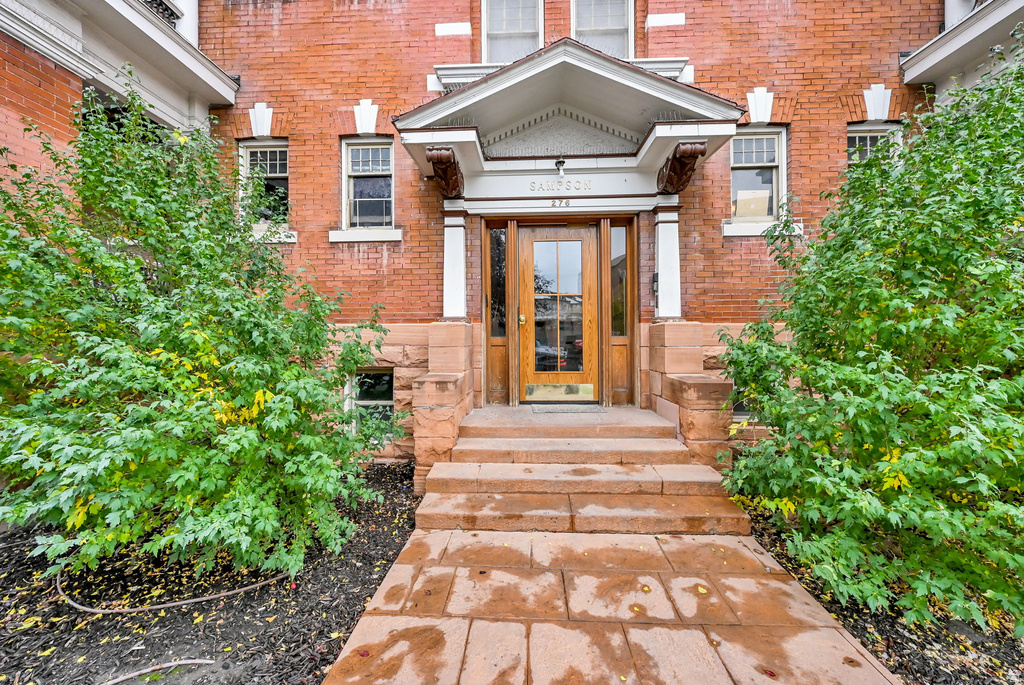 276 E BROADWAY ST #3 Salt Lake City, UT 84111