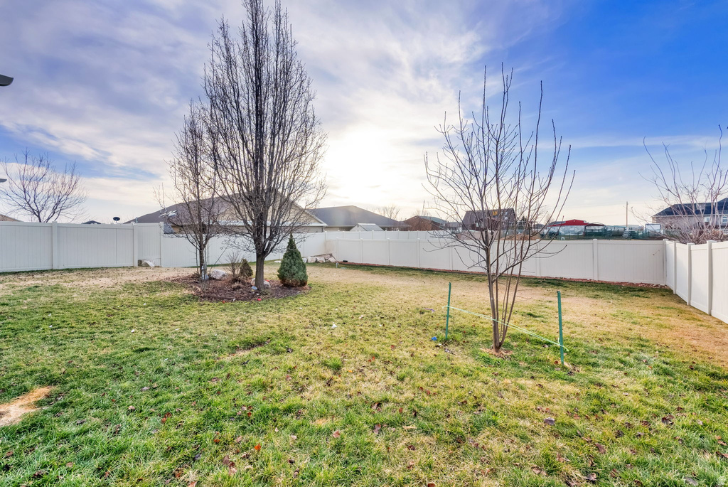 2894 TRAILSIDE DR Syracuse, UT 84075