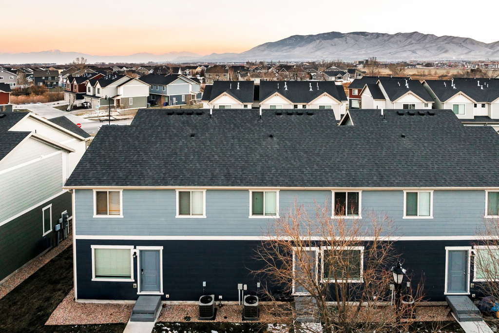 188 E RIVER BEND RD Saratoga Springs, UT 84045