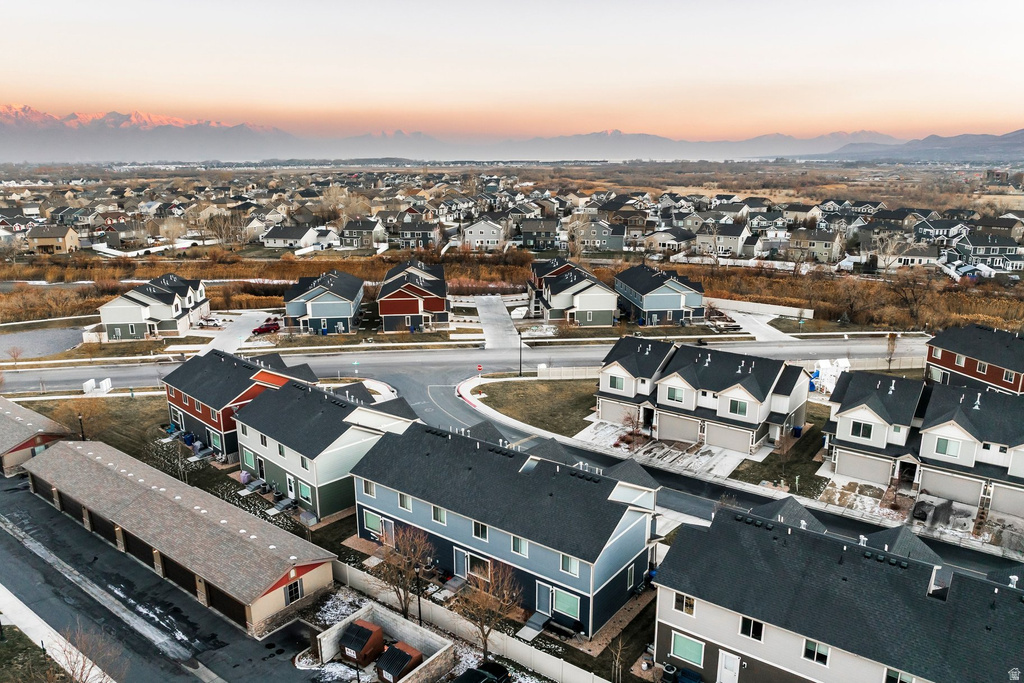 188 E RIVER BEND RD Saratoga Springs, UT 84045