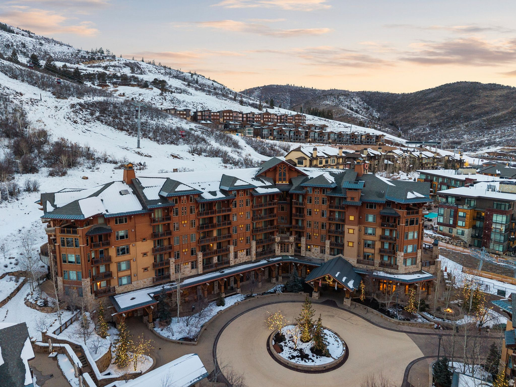 3551 N ESCALA CT #302 Park City, UT 84098