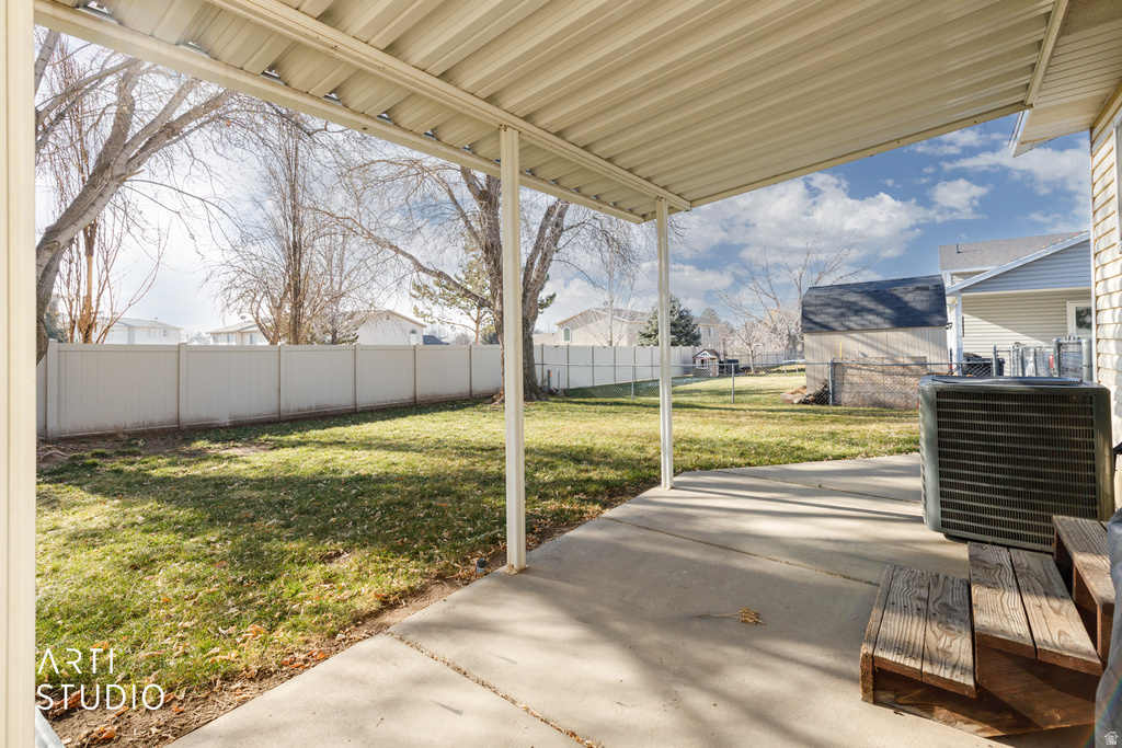 593 W 950 N Clinton, UT 84015