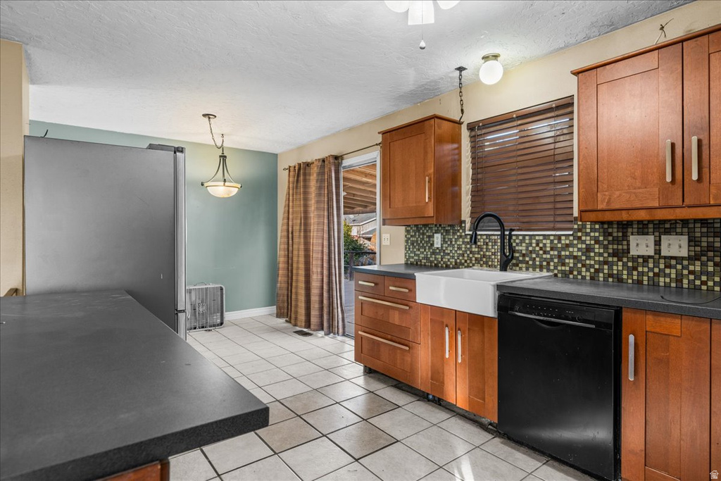 3633 S TOOLSON DR Magna, UT 84044