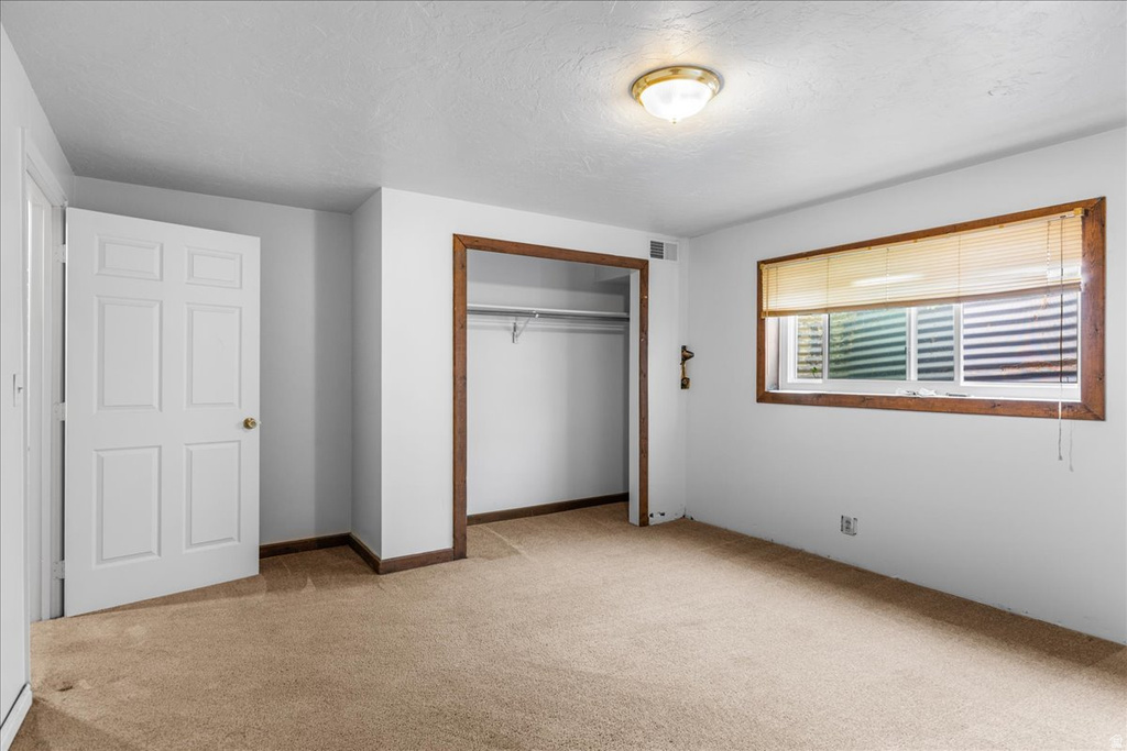 3633 S TOOLSON DR Magna, UT 84044