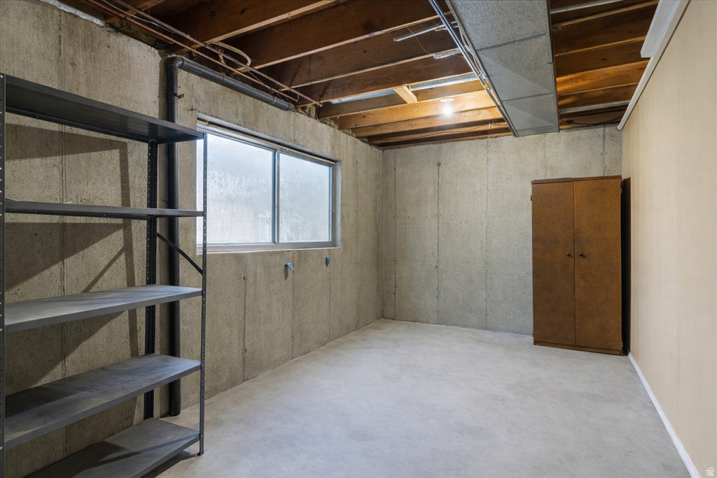 3633 S TOOLSON DR Magna, UT 84044