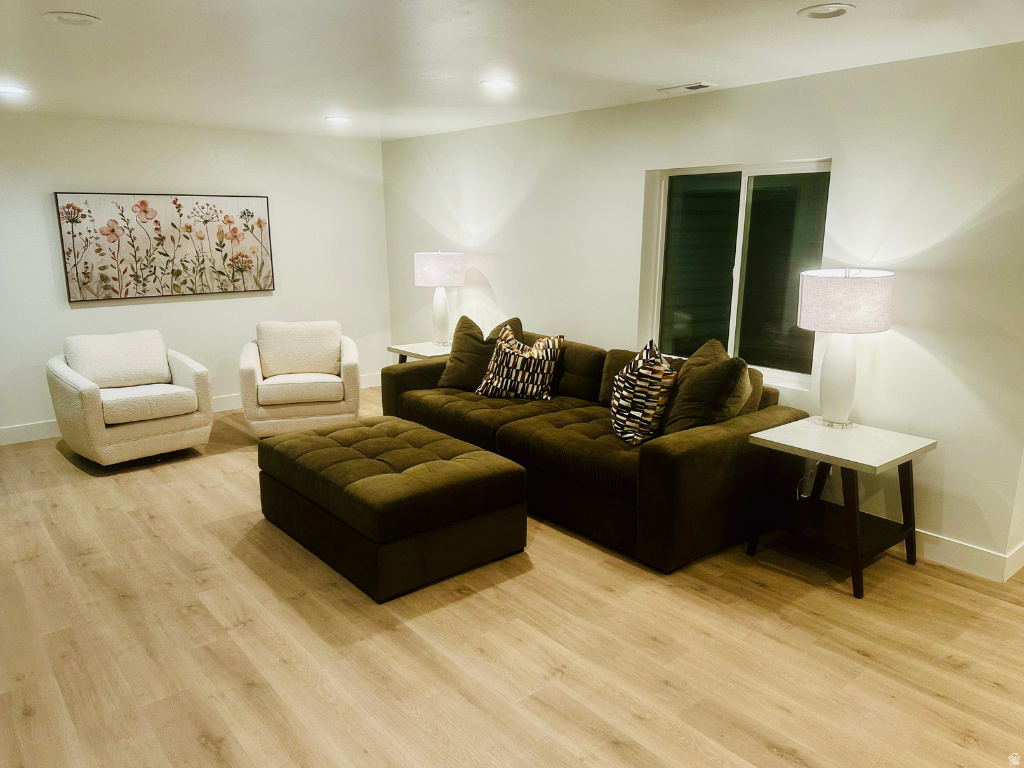 10328 S YELLOW KNIFE WAY South Jordan, UT 84009