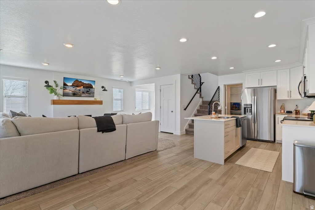 6510 S ASPEN LN South Weber, UT 84405